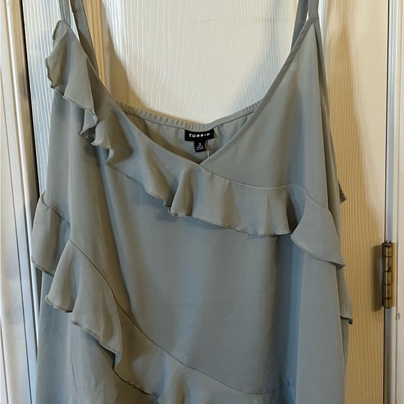 Torrid Light Grey Ruffled Camisole - Picture 2 of 3